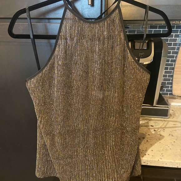 Sheer gold shimmer racerback tank - Picture 5 of 6